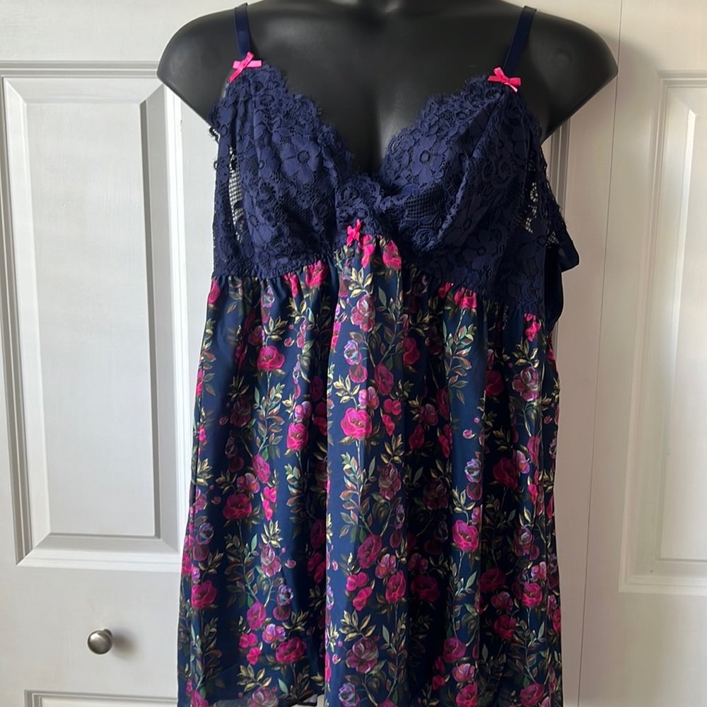 Lacey plus size nightie size 22/24